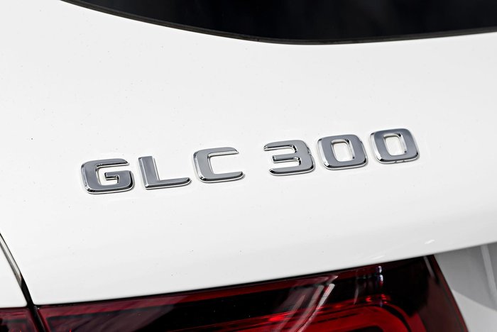 2022 Mercedes-Benz GLC-Class GLC300