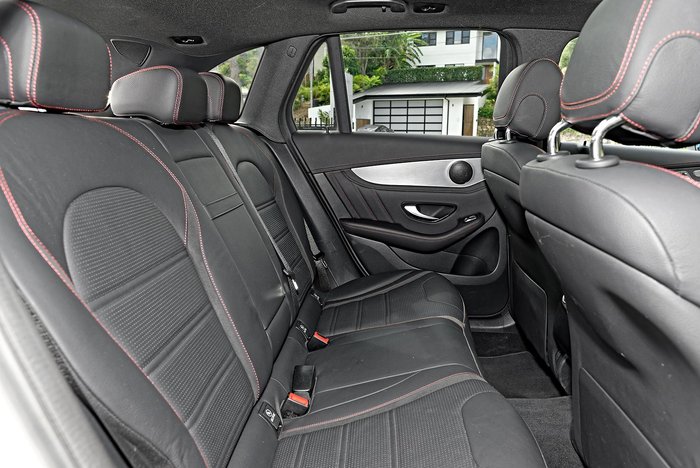 2022 Mercedes-Benz GLC-Class GLC300