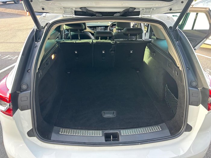 2019 Holden Calais V
