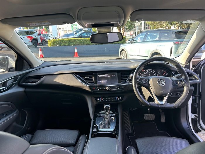 2019 Holden Calais V