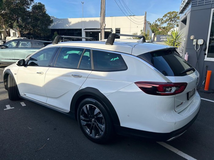 2019 Holden Calais V