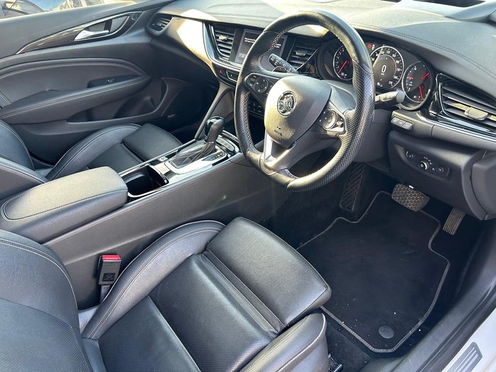 2019 Holden Calais V