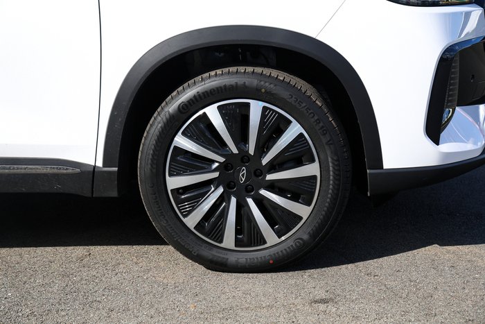 2025 Chery Tiggo 8 Super Hybrid Ultimate