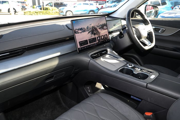 2025 Chery Tiggo 8 Super Hybrid Ultimate