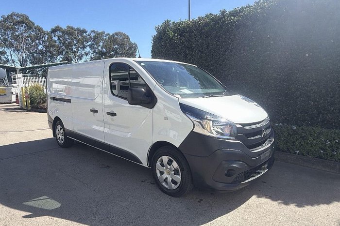 2021 Mitsubishi Express GLX