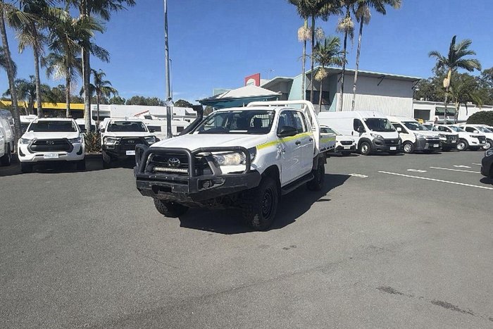 2021 Toyota Hilux SR