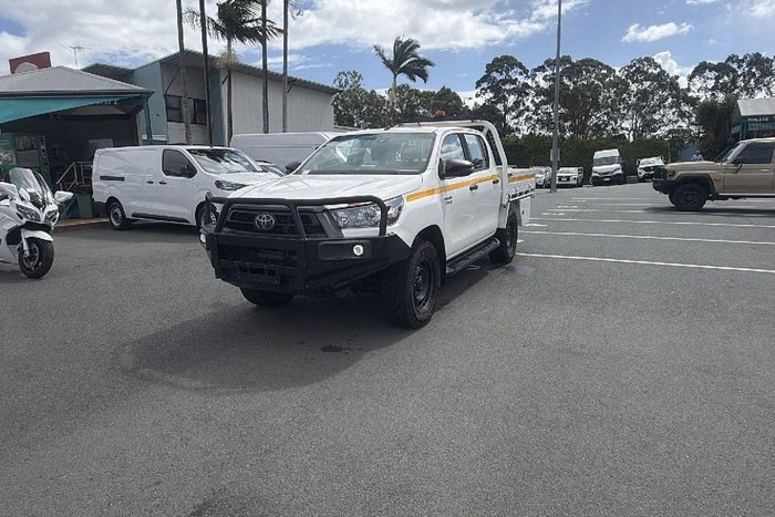 2021 Toyota Hilux SR