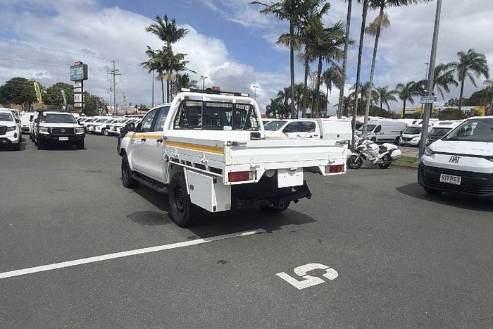 2021 Toyota Hilux SR