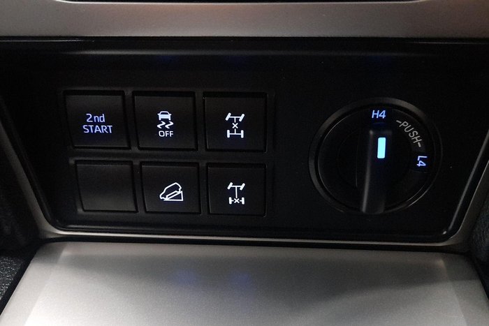 2022 Toyota Landcruiser Prado GXL