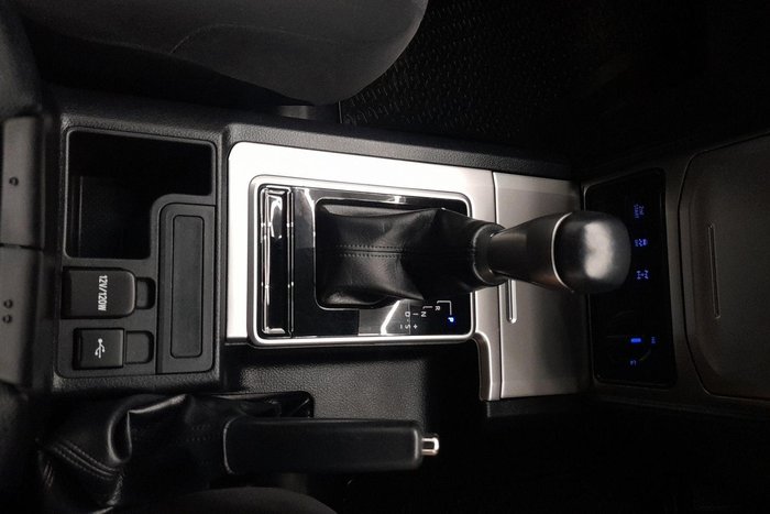 2022 Toyota Landcruiser Prado GXL