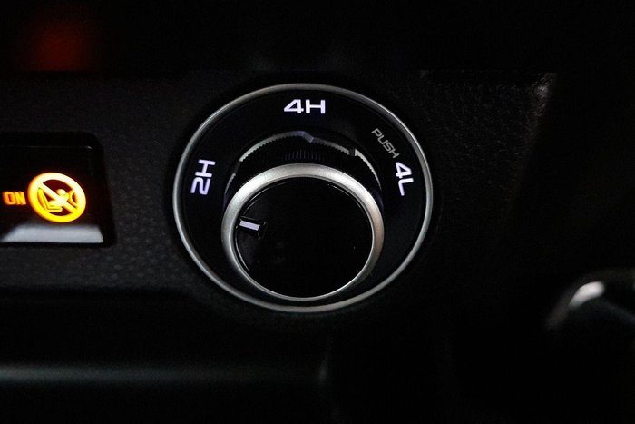 2021 Isuzu D-MAX LS-U