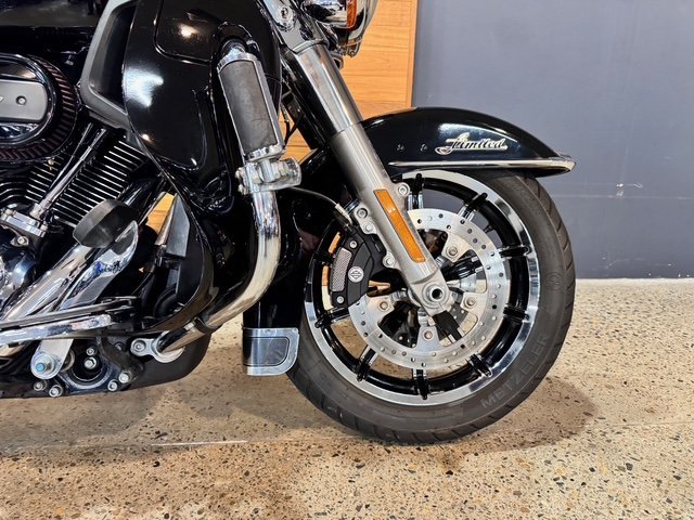 2018 HARLEY-DAVIDSON FLHTK ULTRA LIMITED