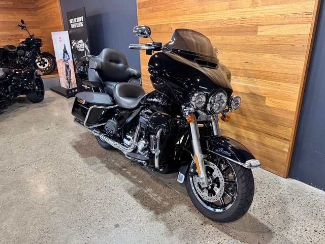 2018 HARLEY-DAVIDSON FLHTK ULTRA LIMITED