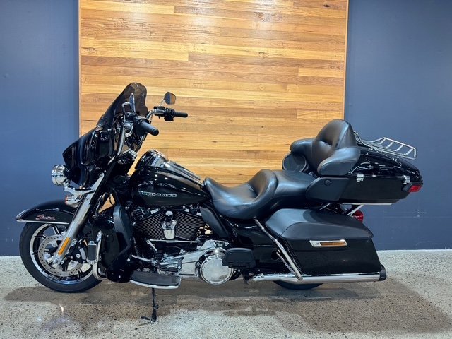 2018 HARLEY-DAVIDSON FLHTK ULTRA LIMITED