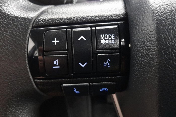 2021 Toyota Hilux SR