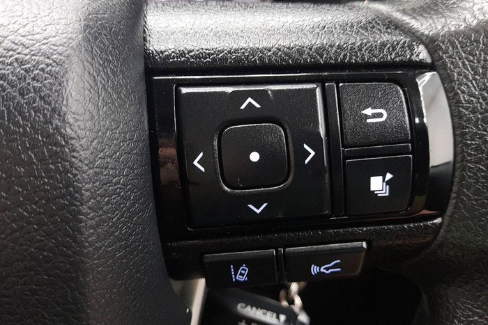 2021 Toyota Hilux SR