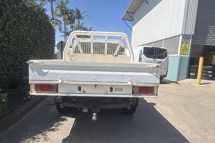 2022 Toyota Hilux SR