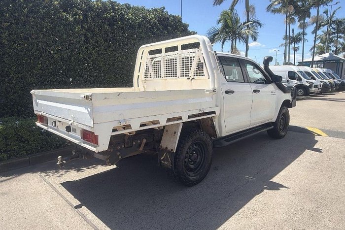 2022 Toyota Hilux SR