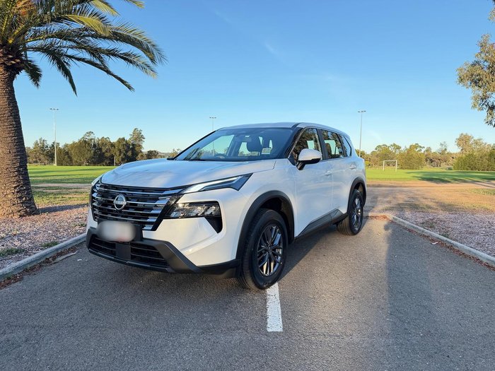 2026 Nissan X-TRAIL ST
