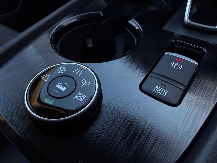 2026 Nissan X-TRAIL ST
