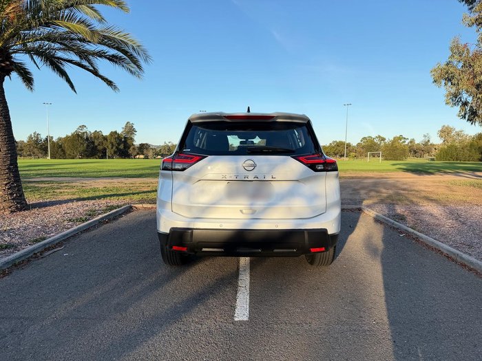 2026 Nissan X-TRAIL ST