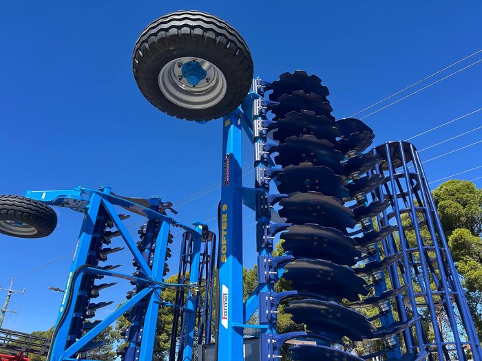 0 Farmet Softer 9Ps W Trailing Speed Disc + Tube Roller New BLUE