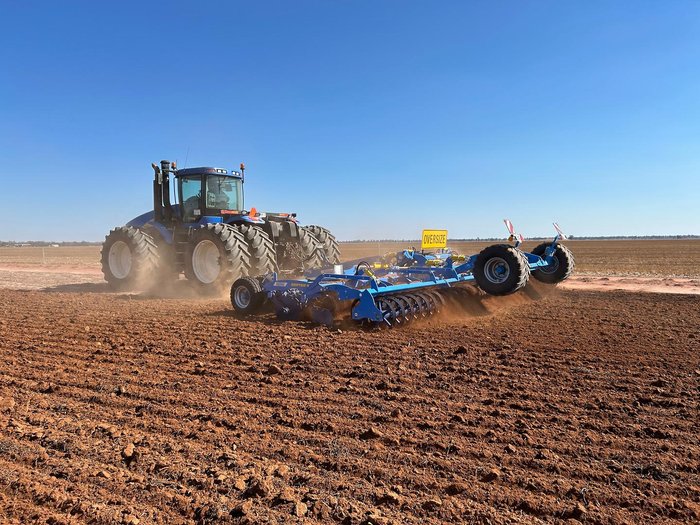 0 Farmet Softer 9Ps W Trailing Speed Disc + Tube Roller New BLUE