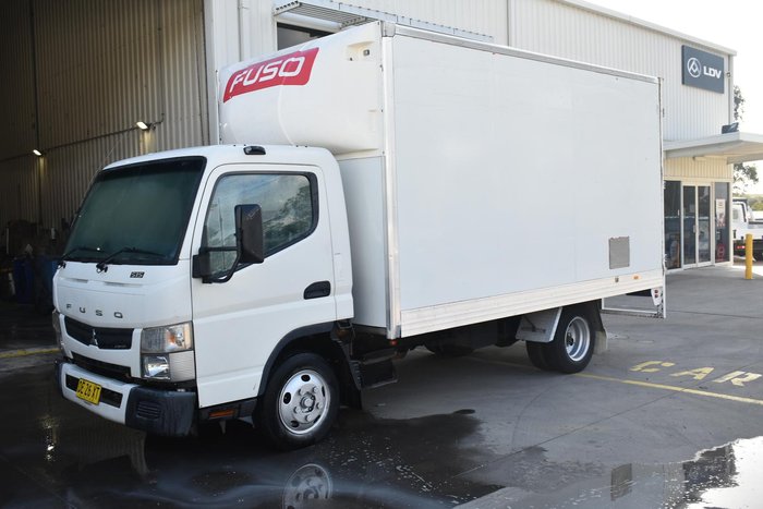 2016 Fuso Canter 515 White