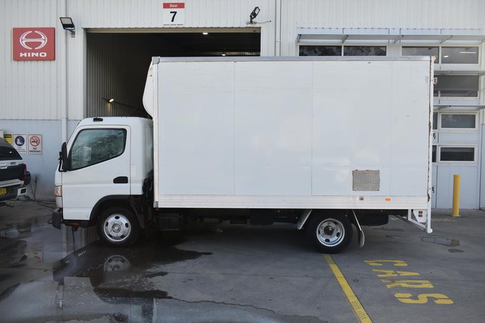 2016 Fuso Canter 515 White