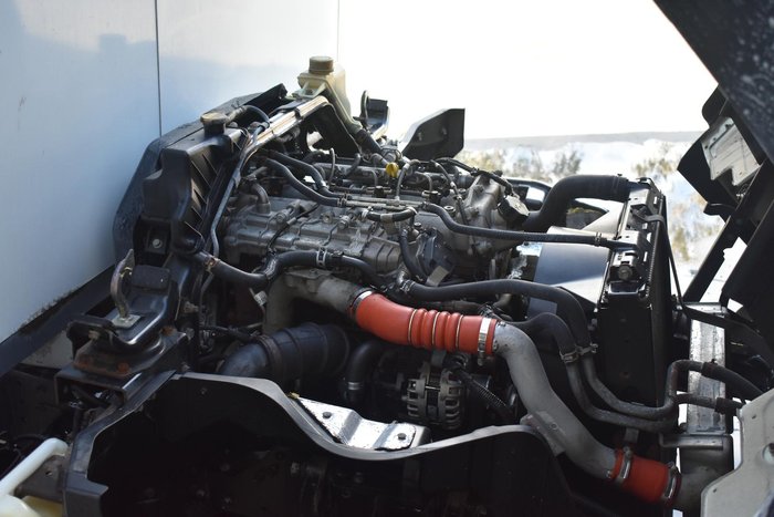 2016 Fuso Canter 515 White