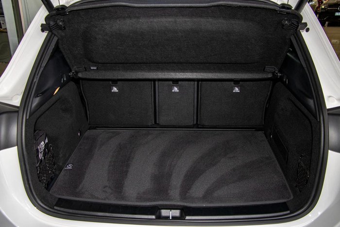 2025 Mercedes-Benz GLA-Class GLA200