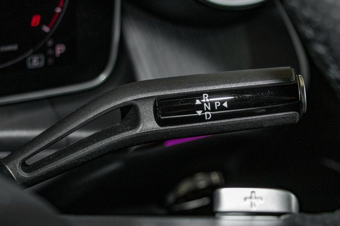 2025 Mercedes-Benz GLC-Class GLC300