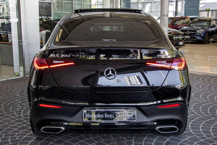 2025 Mercedes-Benz GLC-Class GLC300