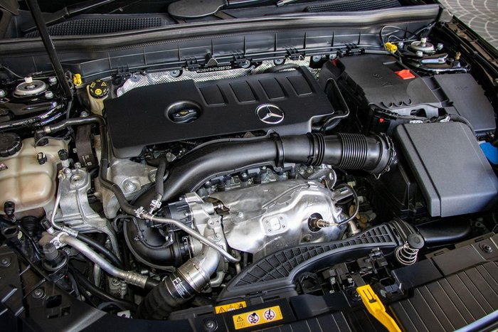 2020 Mercedes-Benz GLB-Class GLB250