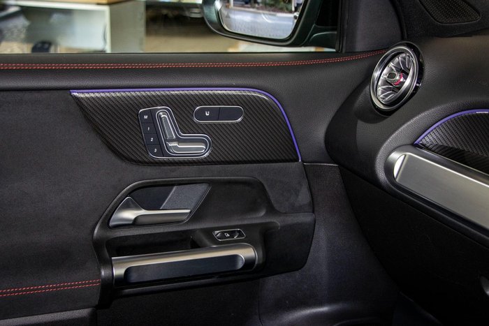 2020 Mercedes-Benz GLB-Class GLB250