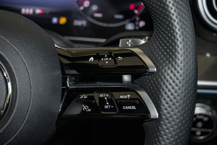 2023 Mercedes-Benz C-Class C200