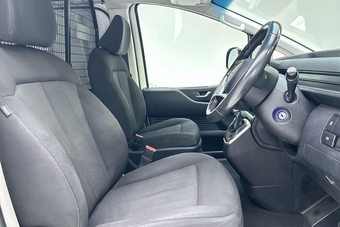 2022 Hyundai STARIA LOAD
