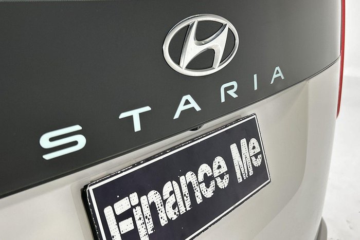 2022 Hyundai STARIA LOAD