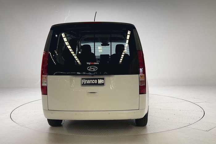 2022 Hyundai STARIA LOAD
