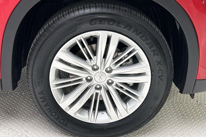 2023 Mitsubishi Outlander ES