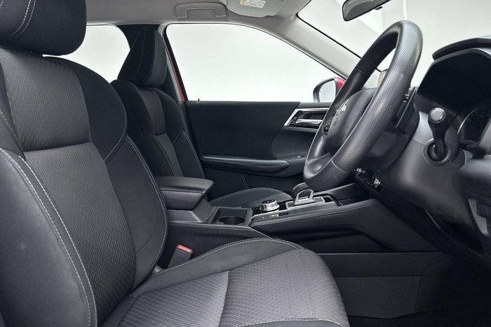 2023 Mitsubishi Outlander ES