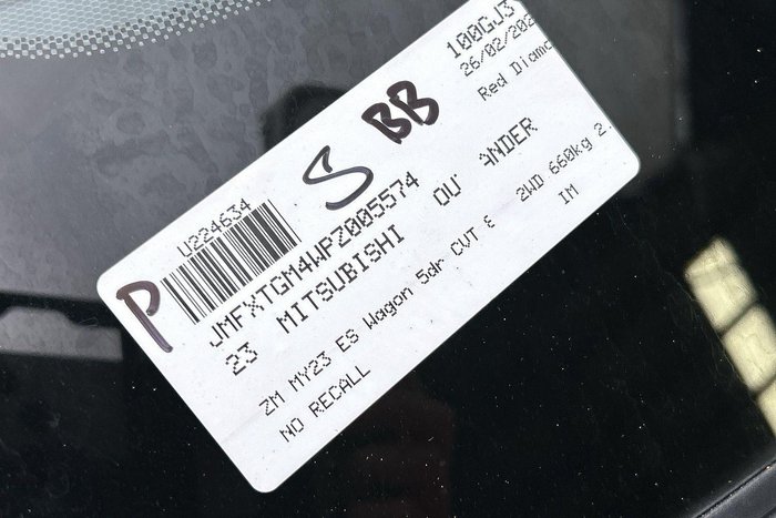 2023 Mitsubishi Outlander ES