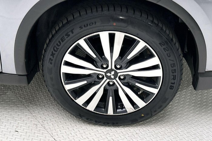 2021 Mitsubishi Outlander LS