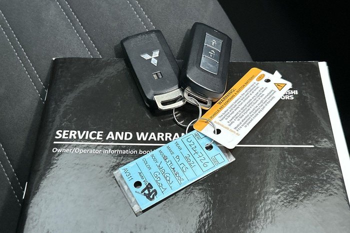 2021 Mitsubishi Outlander LS