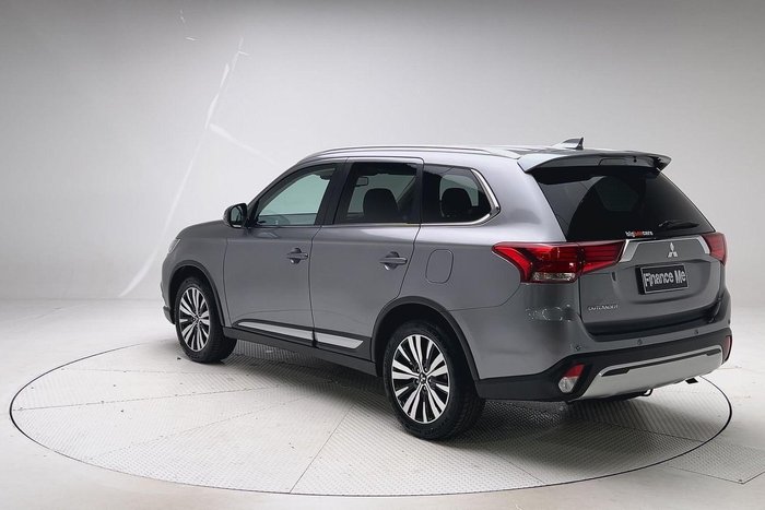2021 Mitsubishi Outlander LS