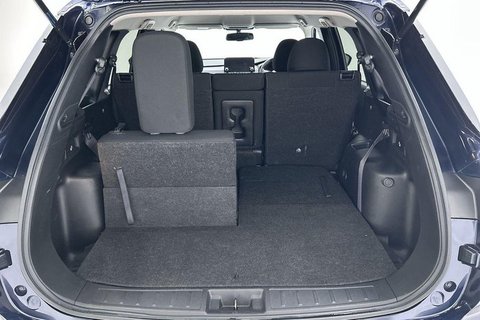 2023 Mitsubishi Outlander LS