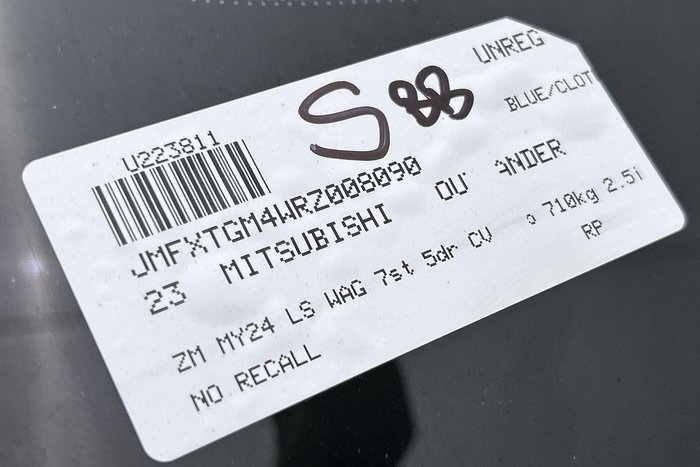 2023 Mitsubishi Outlander LS