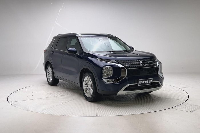 2023 Mitsubishi Outlander LS