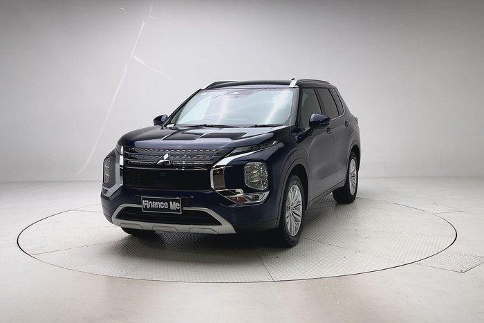 2023 Mitsubishi Outlander LS