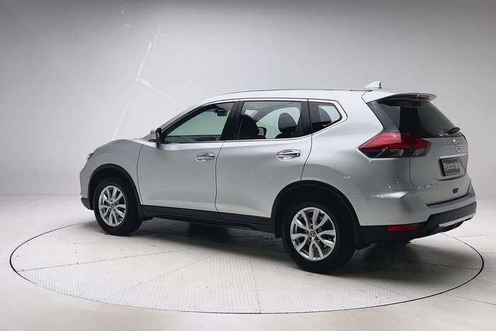 2022 Nissan X-TRAIL ST